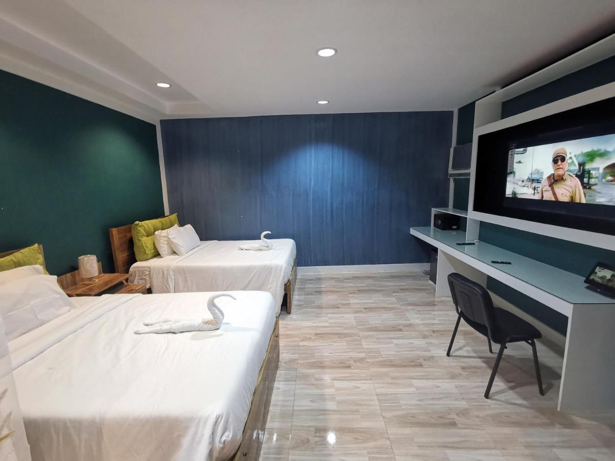 Pescadores Suites Moalboal Exterior foto