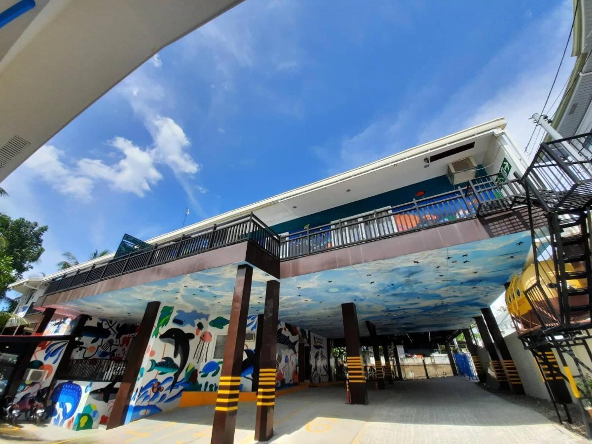 Pescadores Suites Moalboal Exterior foto